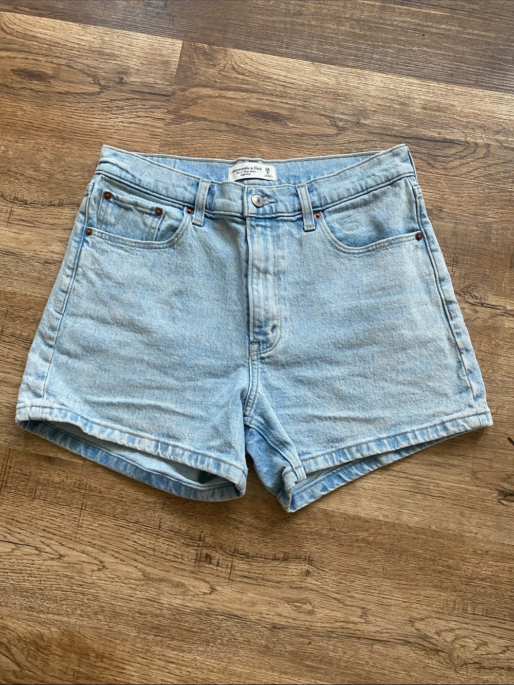 Abercrombie & Fitch 4” Mom Short High Rise Womens 6 - Picture 3 of 5